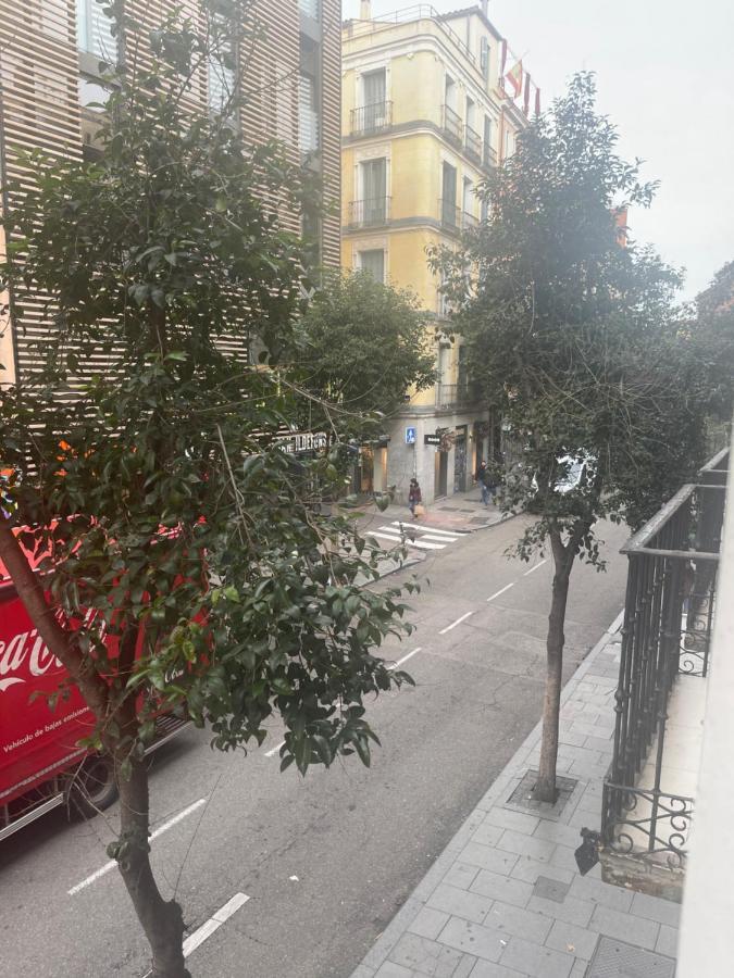 Apartamento Delux Madrid Exteriör bild