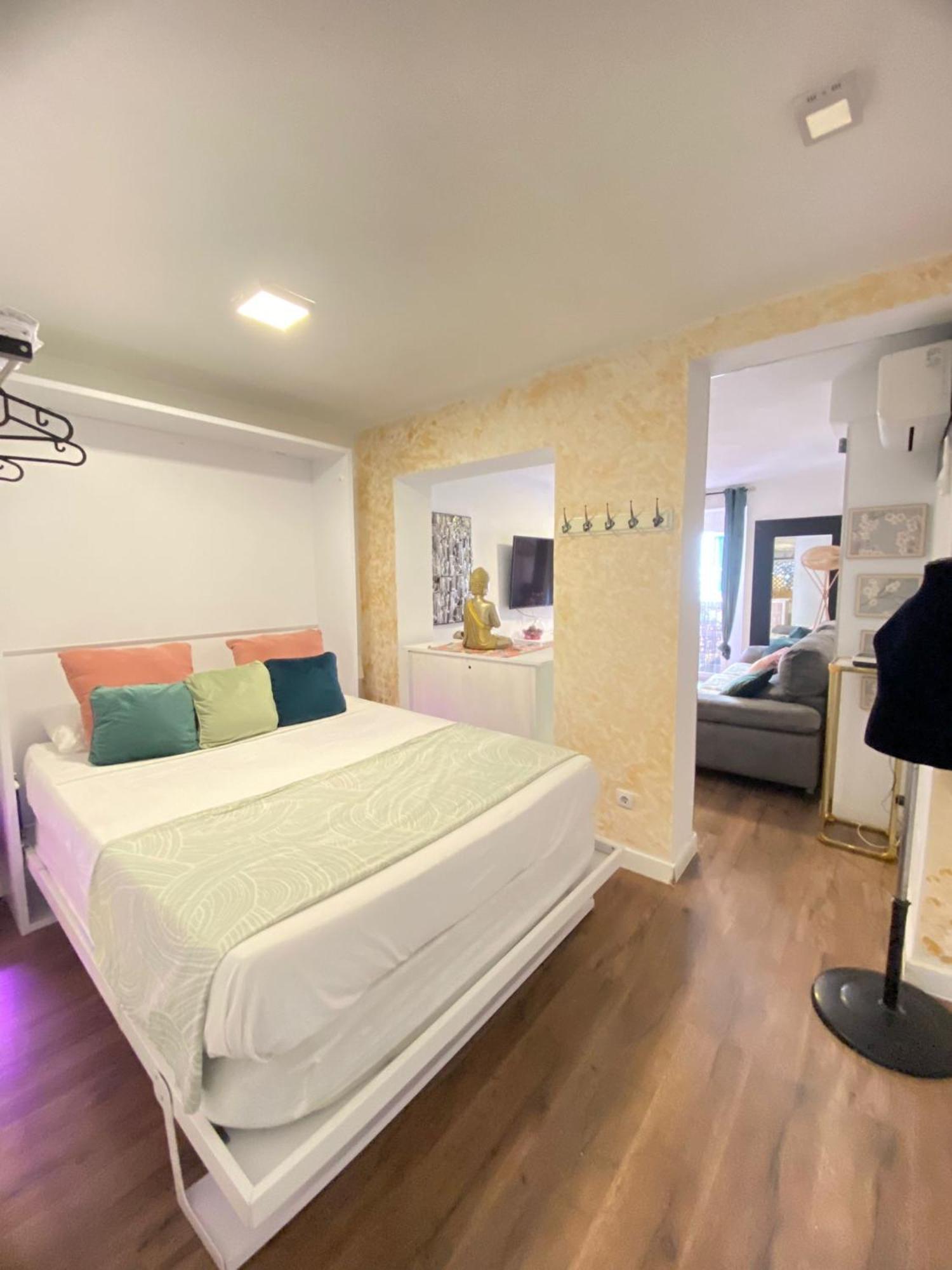 Apartamento Delux Madrid Exteriör bild