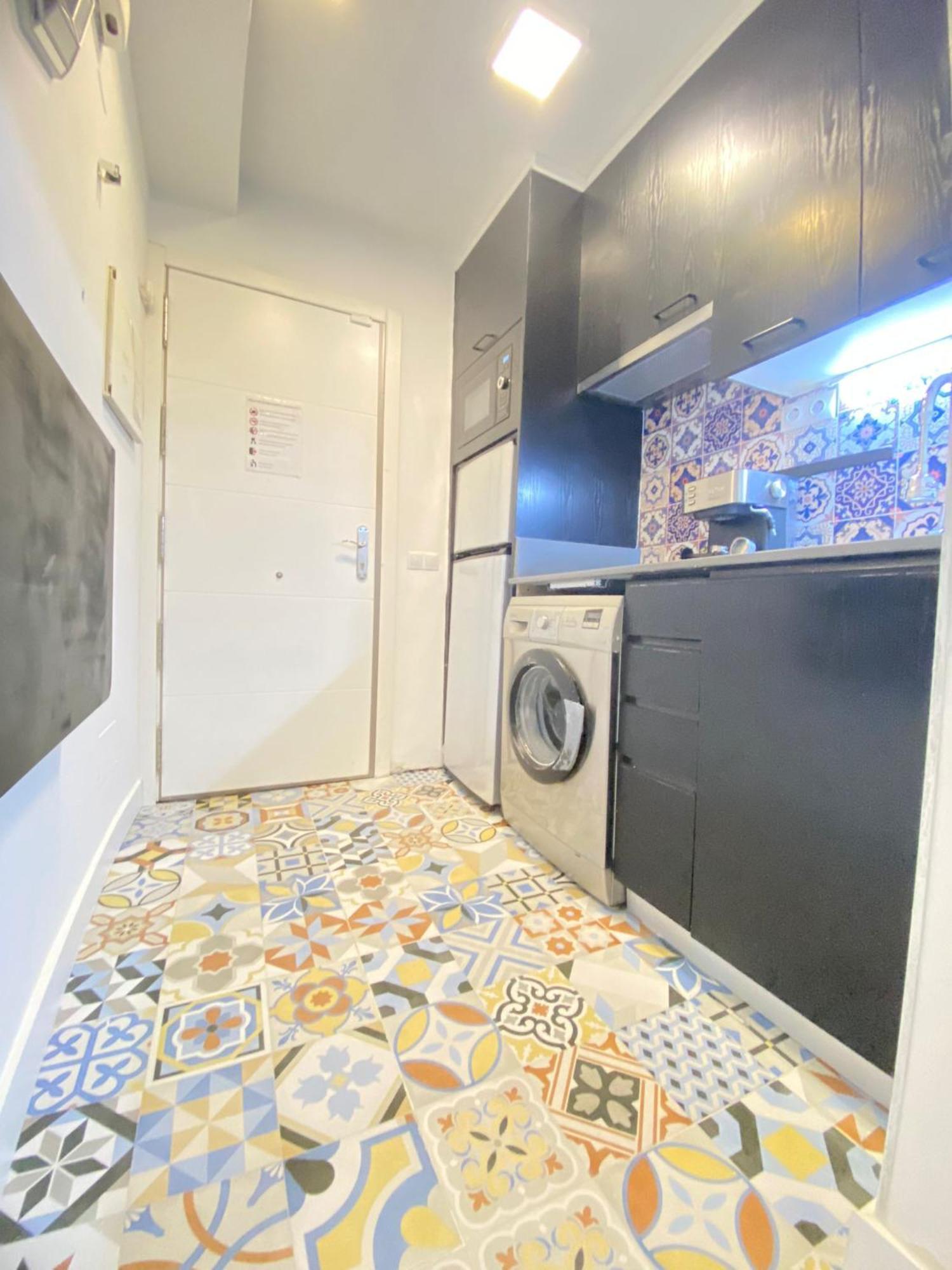 Apartamento Delux Madrid Exteriör bild